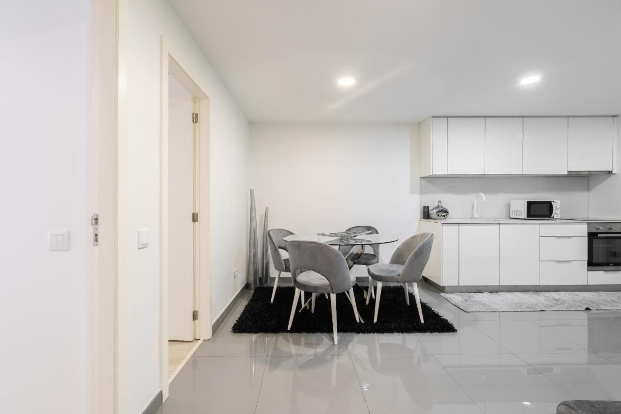 Host Wise - Spacious Noble Apartaments Ace Location Porto Zewnętrze zdjęcie